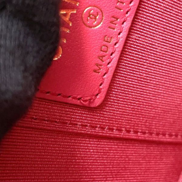 シャネル チェーンショルダーバッグ マトラッセ ココマーク クラシック ミニ ヴァニティケース キャビアスキン AP1340 CHANEL