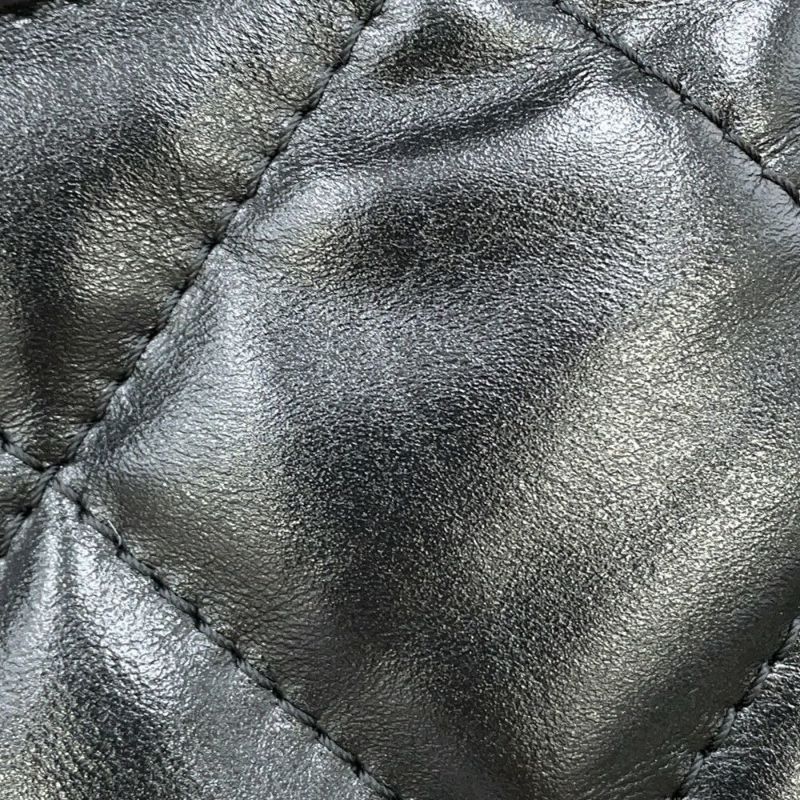 シャネル ショルダーバッグ ココマーク マトラッセ マキシボーリングバッグ カーフレザー AS4812  CHANEL 黒