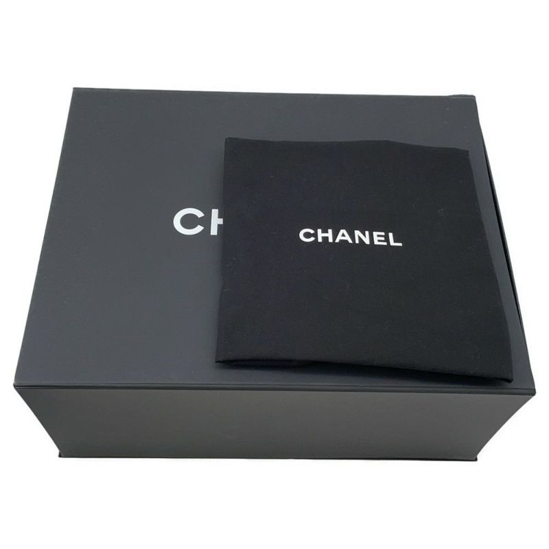 シャネル ショルダーバッグ ココマーク マトラッセ マキシボーリングバッグ カーフレザー AS4812  CHANEL 黒