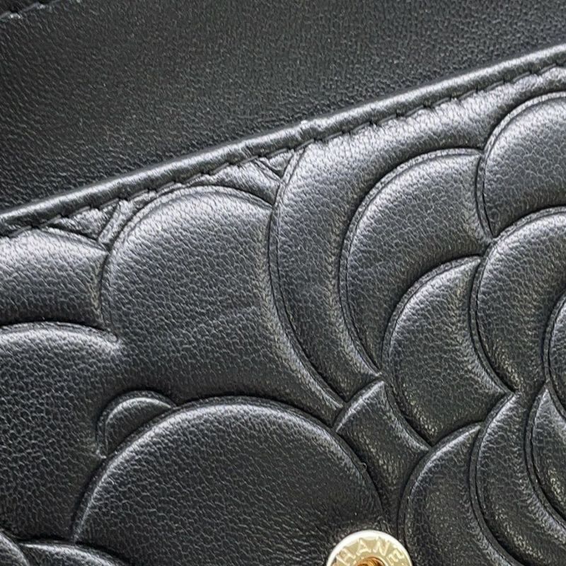 シャネル チェーンウォレット カメリア ココマーク ラムスキン A47421 CHANEL 財布 黒