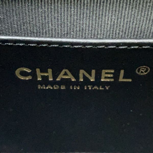 シャネル チェーンショルダーバッグ ココマーク マトラッセ キャビアスキン AS5239 CHANEL ミニ 黒