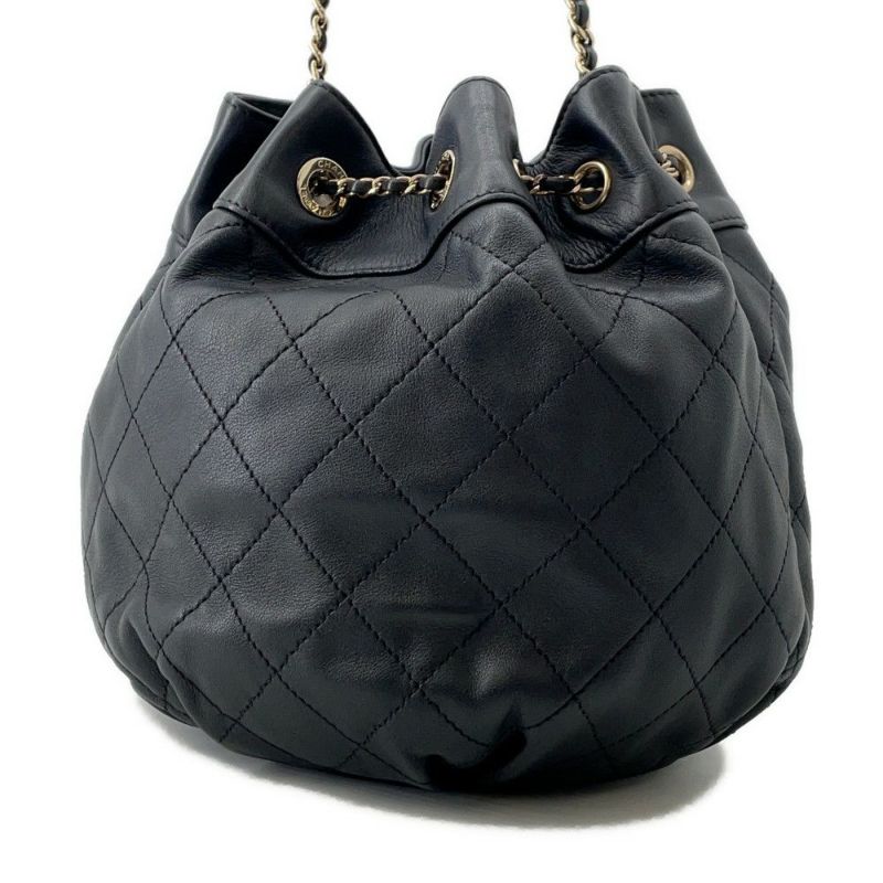 シャネル チェーンショルダーバッグ ココマーク マトラッセ 巾着 ラムスキン AS1439 CHANEL 黒