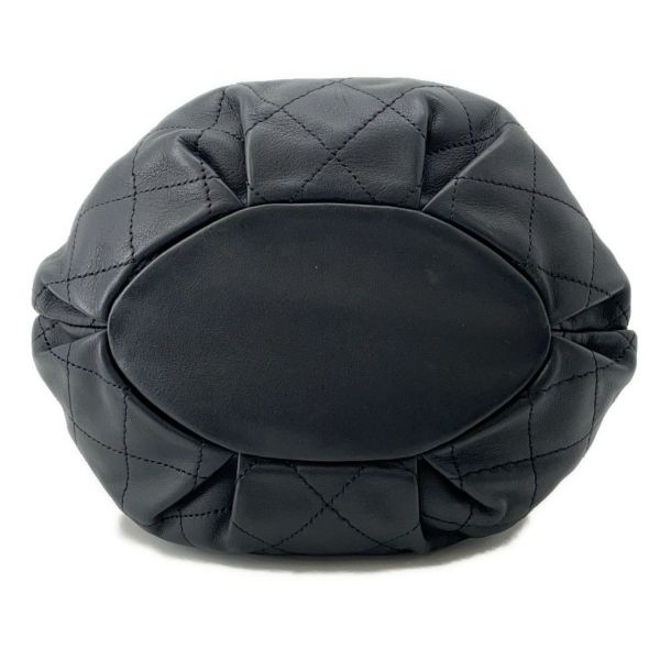 シャネル チェーンショルダーバッグ ココマーク マトラッセ 巾着 ラムスキン AS1439 CHANEL 黒