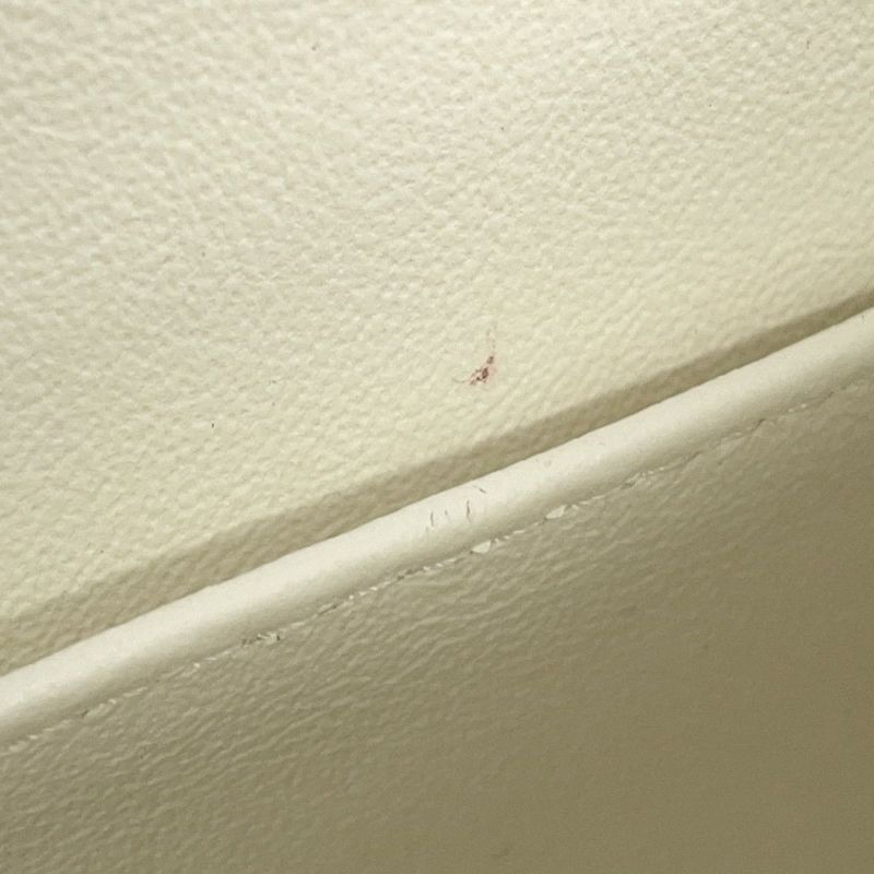 シャネル チェーンショルダーバッグ マトラッセ25 ココマーク ダブルチェーン キャビアスキン A01112 CHANEL 白