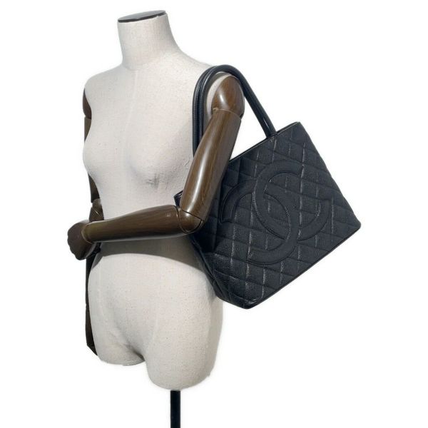 シャネル トートバッグ 復刻トート マトラッセ ココマーク キャビアスキン A01804 CHANEL 黒