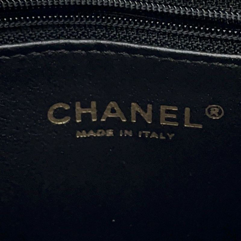 シャネル トートバッグ 復刻トート マトラッセ ココマーク キャビアスキン A01804 CHANEL 黒