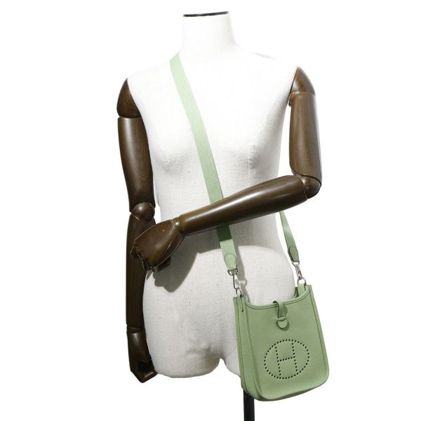 エルメス ショルダーバッグ エブリンTPM 111cm ヴェールクリケット/シルバー金具 トリヨンクレマンス Y刻印
