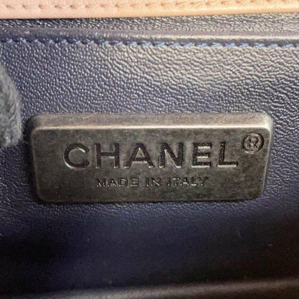 シャネル チェーンショルダーバッグ ボーイシャネル ココマーク レザー ファー CHANEL