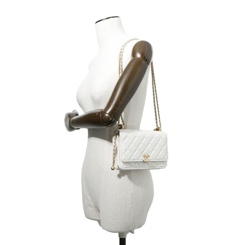シャネル チェーンウォレット マトラッセ ココマーク ラムスキン AP2289 CHANEL ショルダーバッグ 財布 白