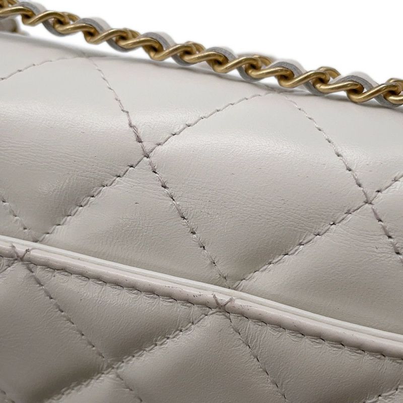 シャネル チェーンウォレット マトラッセ ココマーク ラムスキン AP2289 CHANEL ショルダーバッグ 財布 白
