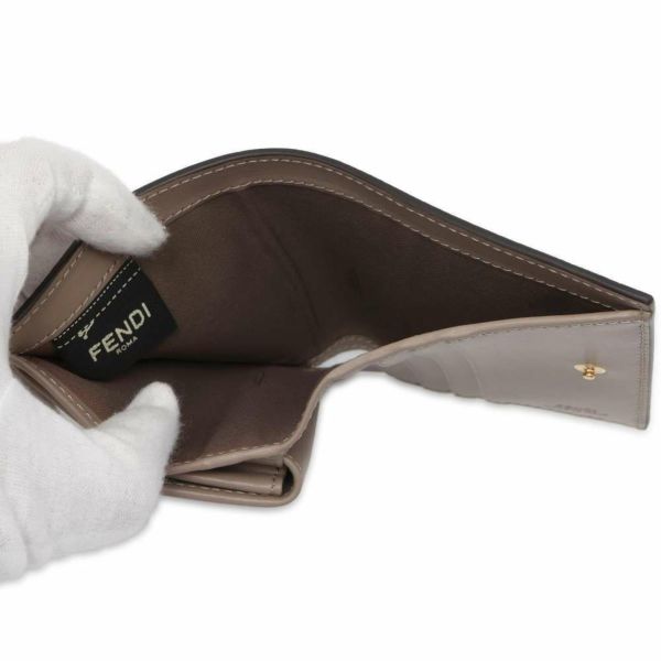 美品　FENDI フェンディ 二つ折り財布 8M0387 エフイズフェンディ　黒 フェンディ 二つ折り財布 エフイズフェンディ 8M0387 FENDI 財布