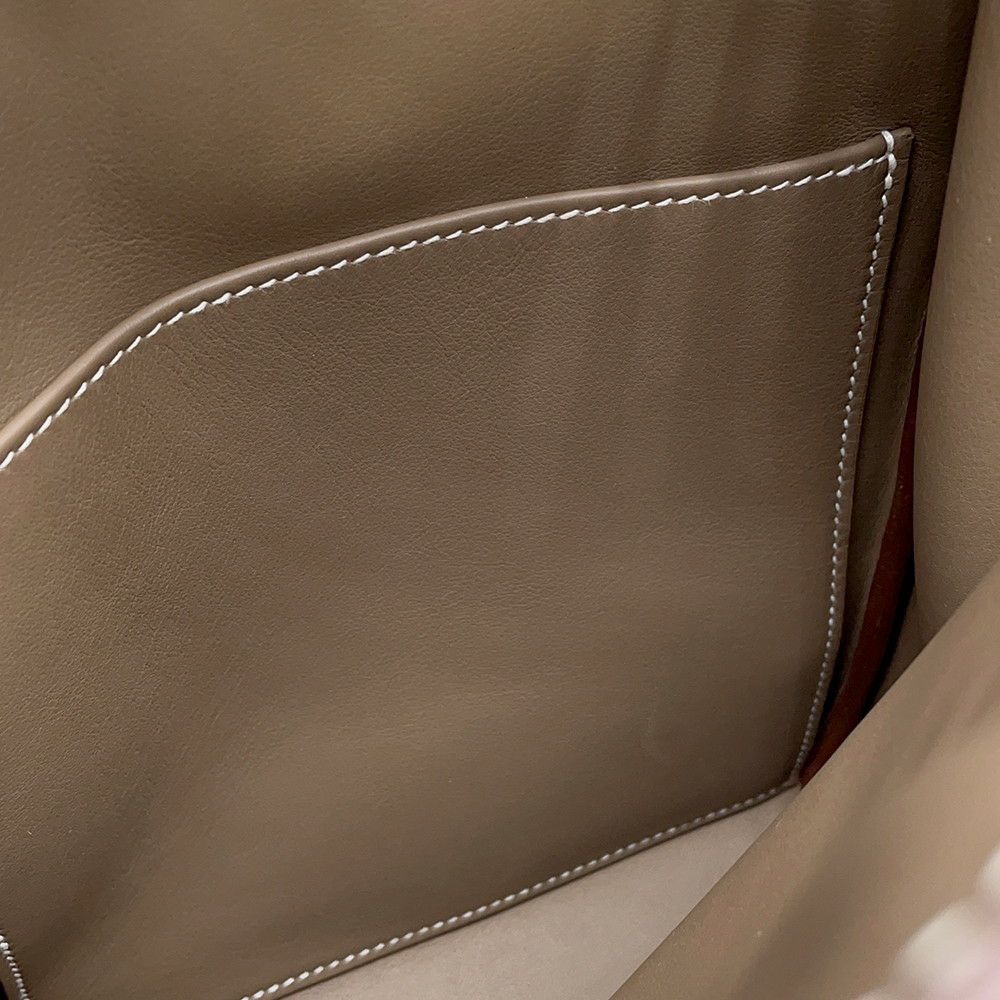 エルメス ボディバッグ ケリー アッカドPM エトゥープ/シルバー金具 トゴ W刻印 HERMES メンズ