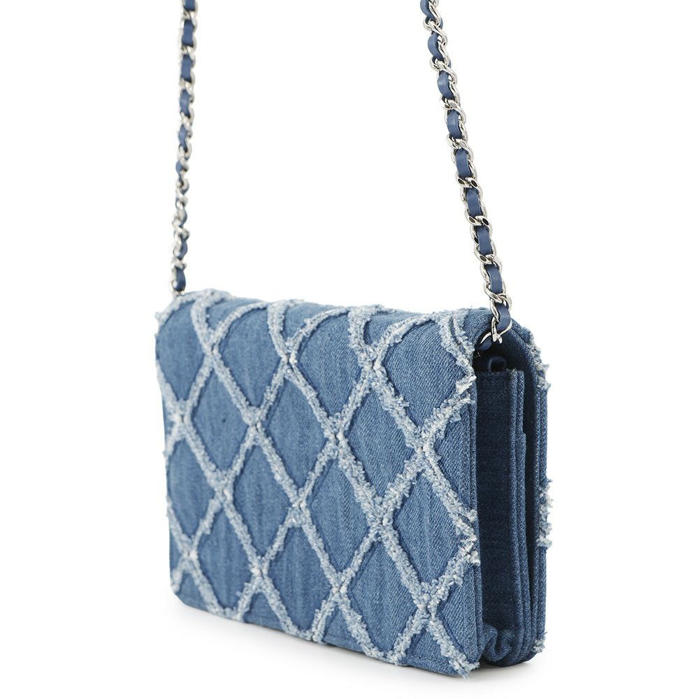 シャネル チェーンウォレット マトラッセ ココマーク デニム A33814 CHANEL 財布