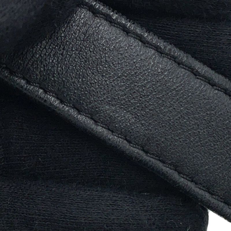 シャネル チェーンショルダーバッグ ココマーク ボーイシャネル キャビアスキン CHANEL BOY CHANEL 黒 セール品