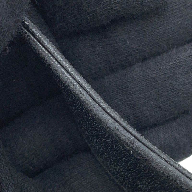 シャネル チェーンショルダーバッグ ココマーク ボーイシャネル キャビアスキン CHANEL BOY CHANEL 黒 セール品