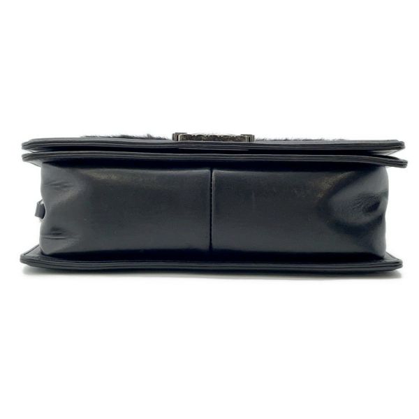 シャネル チェーンショルダーバッグ ボーイシャネル レザー ファー CHANEL 黒