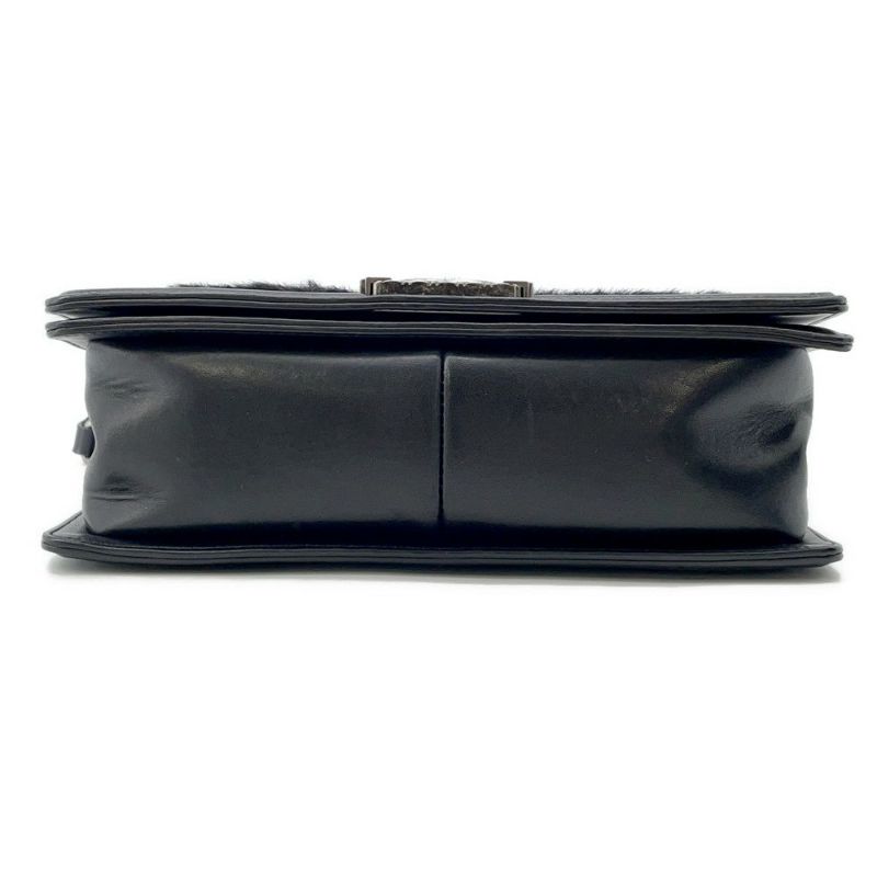 シャネル チェーンショルダーバッグ ボーイシャネル レザー ファー CHANEL 黒
