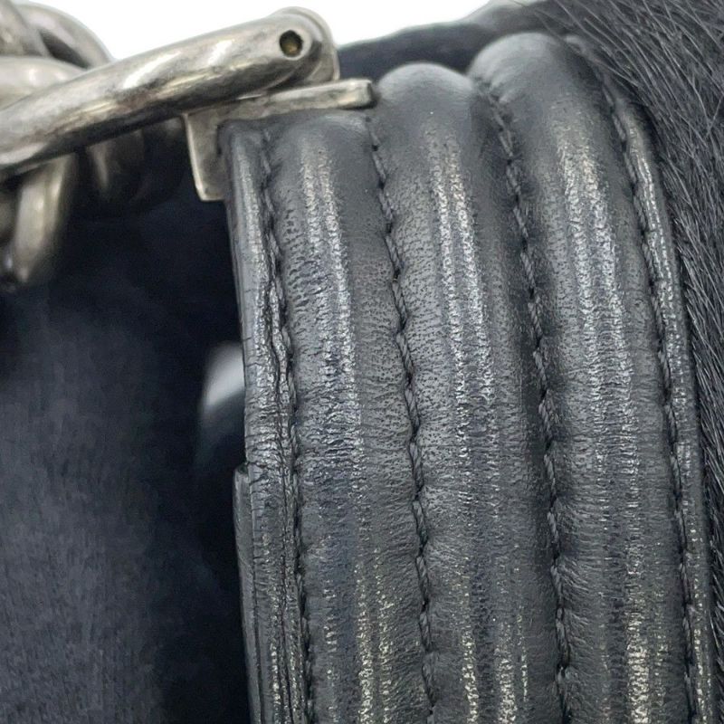 シャネル チェーンショルダーバッグ ボーイシャネル レザー ファー CHANEL 黒