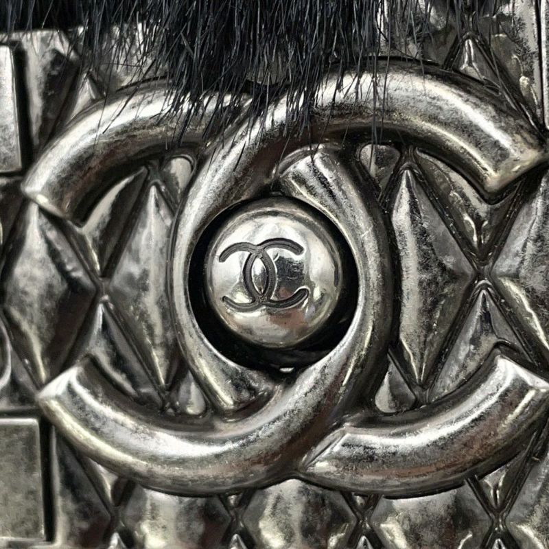 シャネル チェーンショルダーバッグ ボーイシャネル レザー ファー CHANEL 黒