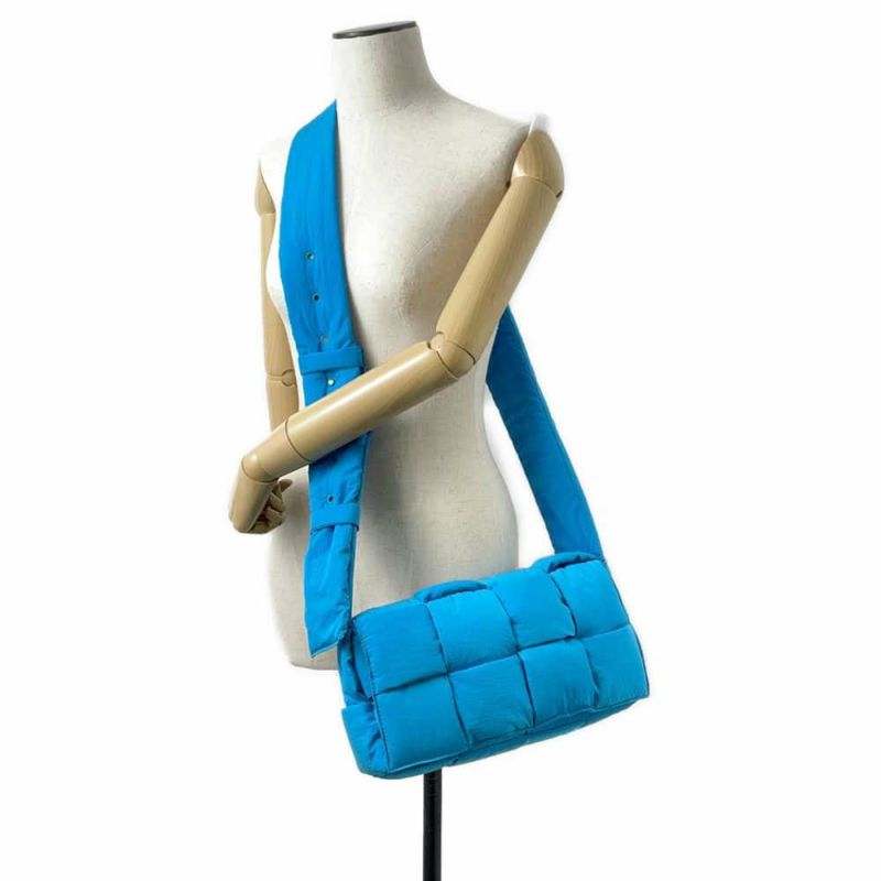 ボッテガヴェネタ ショルダーバッグ パデッド テック カセット ナイロン 628951 BOTTEGA VENETA ブルー