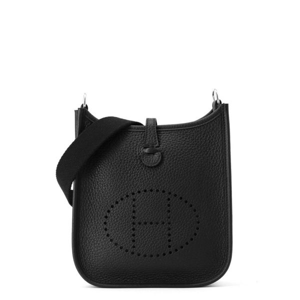 エルメス ショルダーバッグ エブリンTPM 111cm ブラック/シルバー金具 トリヨンクレマンス W刻印 黒
