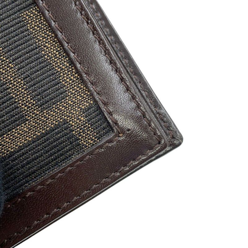 フェンディ 二つ折り財布 ズッカ柄 キャンバス レザー FENDI