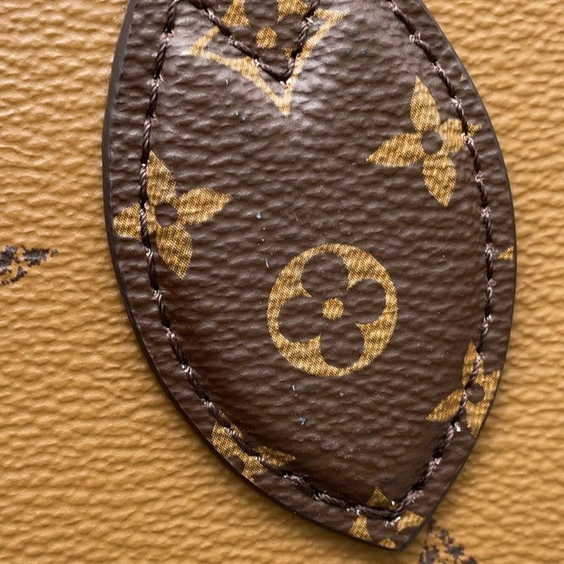 ルイヴィトン トートバッグ モノグラム・リバース/モノグラム・ジャイアント オンザゴーGM M44576 LOUIS VUITTON 2way