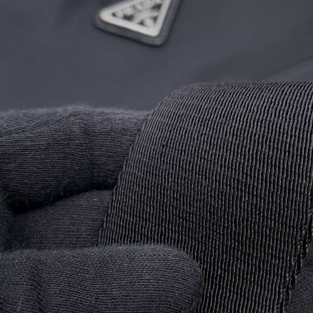 プラダ ショルダーバッグ Re-Edition 2005 Re-Nylon ナイロン 1BH204 PRADA 黒