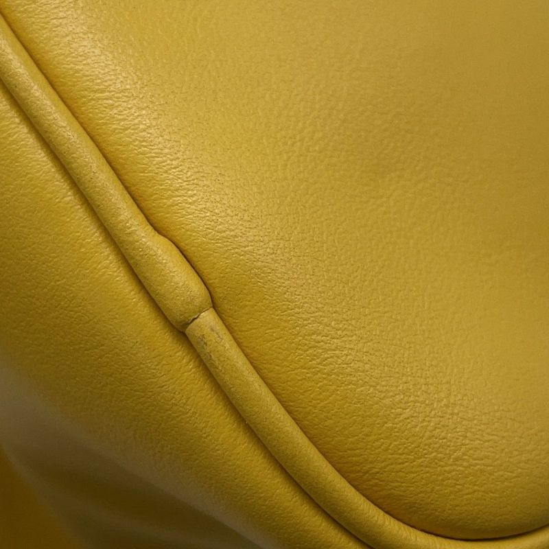 プラダ ショルダーバッグ トライアングル レザー 1BH190 PRADA バッグ