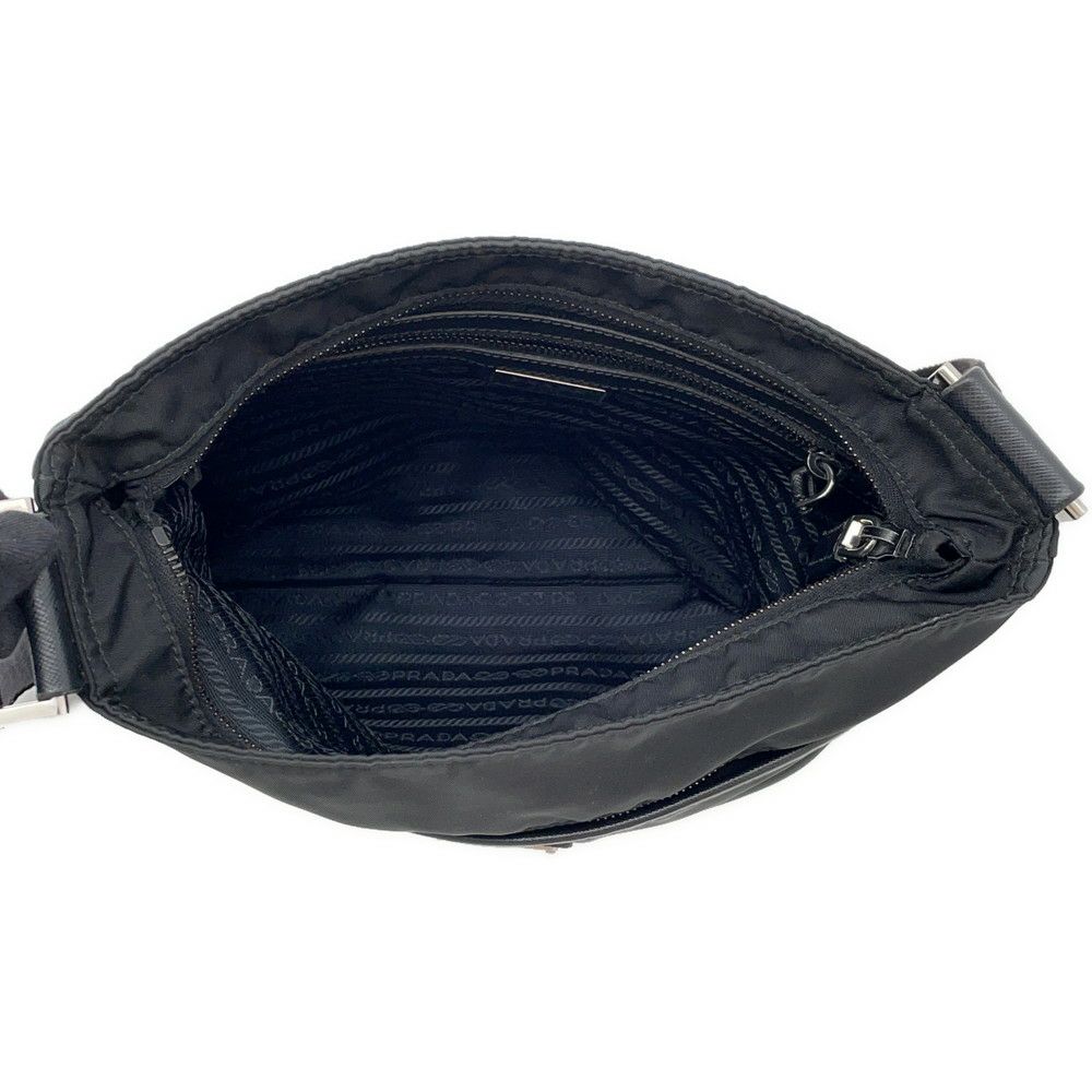 プラダ ショルダーバッグ トライアングルロゴ ナイロン PRADA バッグ 黒