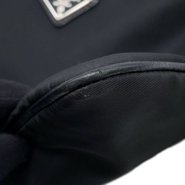 プラダ ショルダーバッグ トライアングルロゴ ナイロン PRADA バッグ 黒