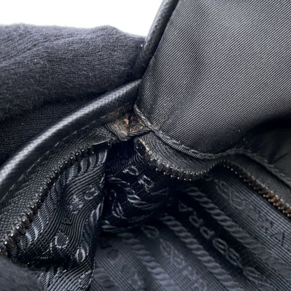 プラダ ショルダーバッグ トライアングルロゴ ナイロン PRADA バッグ 黒