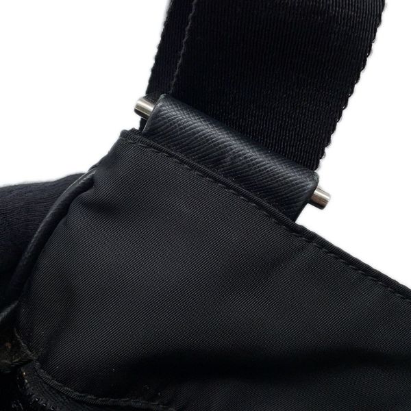 プラダ ショルダーバッグ トライアングルロゴ ナイロン PRADA バッグ 黒