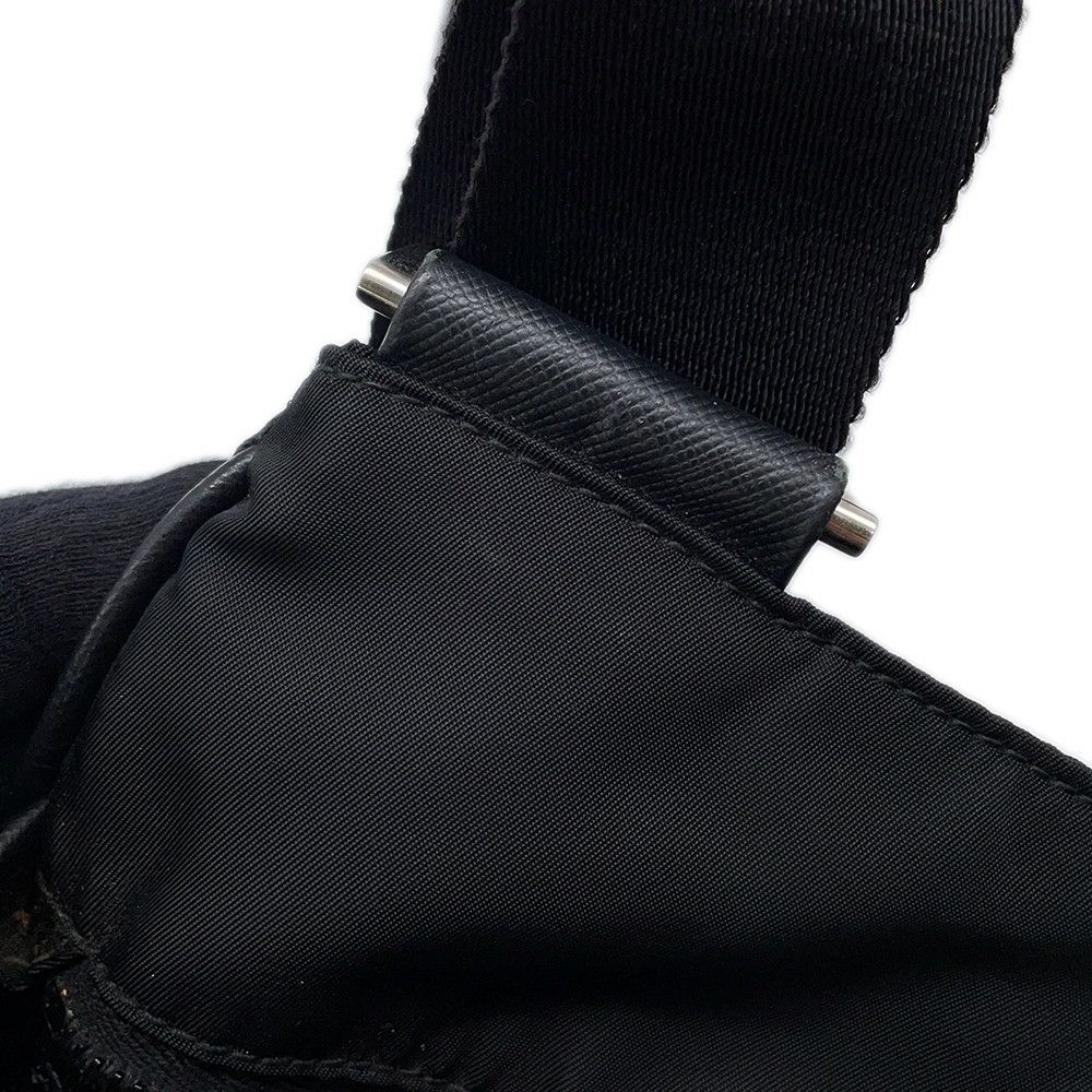 プラダ ショルダーバッグ トライアングルロゴ ナイロン PRADA バッグ 黒