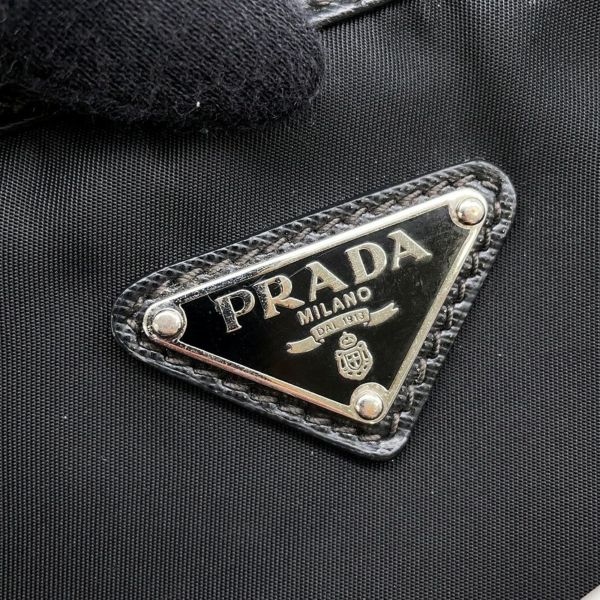 プラダ ショルダーバッグ トライアングルロゴ ナイロン PRADA バッグ 黒