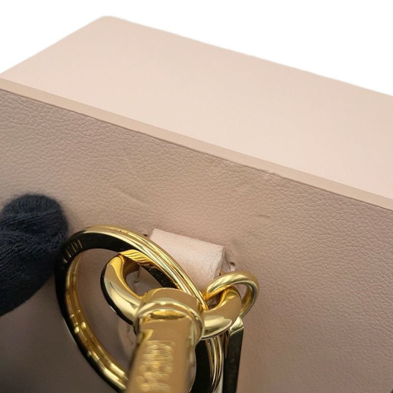 フェンディ キーホルダー ミニボックス レザー 7AR917 FENDI チャーム