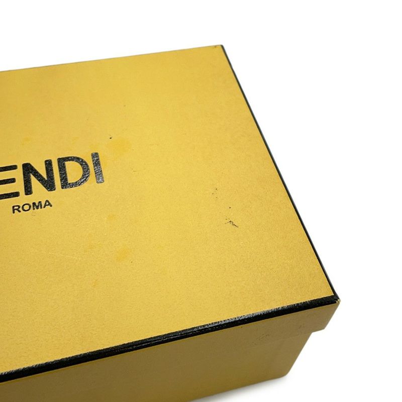 フェンディ キーホルダー ミニボックス レザー 7AR917 FENDI チャーム