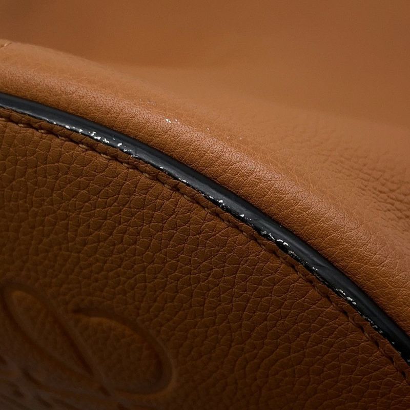 ロエベ ショルダーバッグ ゲート バケット レザー LOEWE バッグ