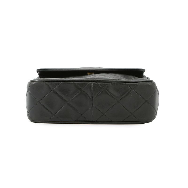 シャネル チェーンショルダーバッグ マトラッセ タッセル ラムスキン CHANEL バッグ 黒