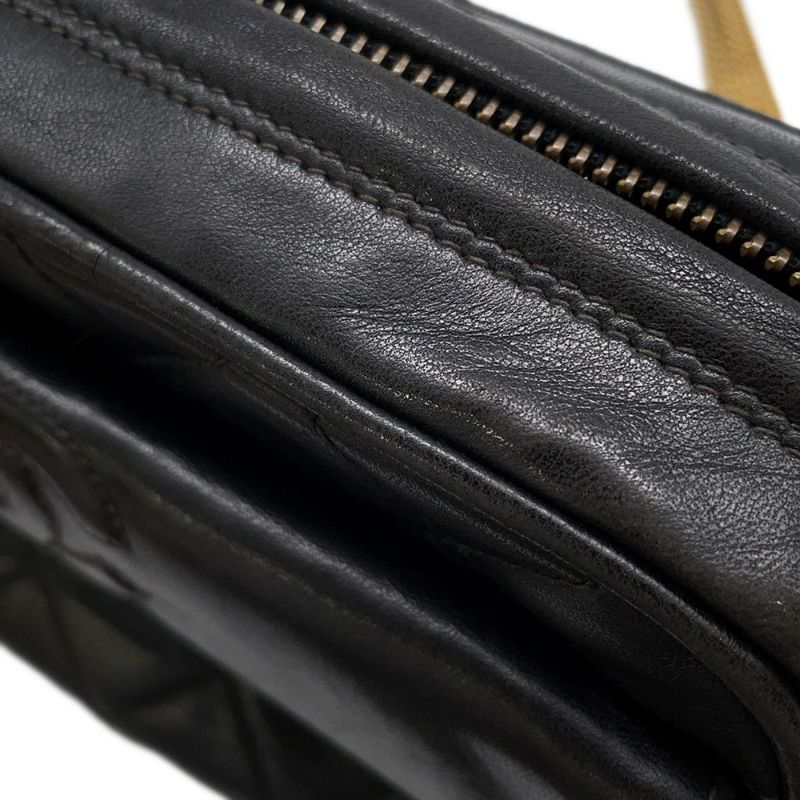 シャネル チェーンショルダーバッグ マトラッセ タッセル ラムスキン CHANEL バッグ 黒