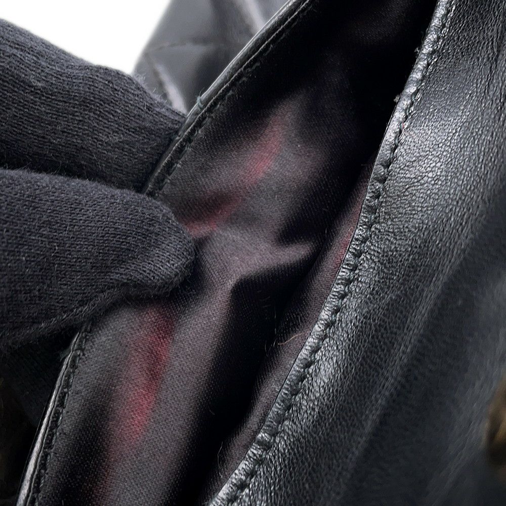 シャネル チェーンショルダーバッグ マトラッセ タッセル ラムスキン CHANEL バッグ 黒