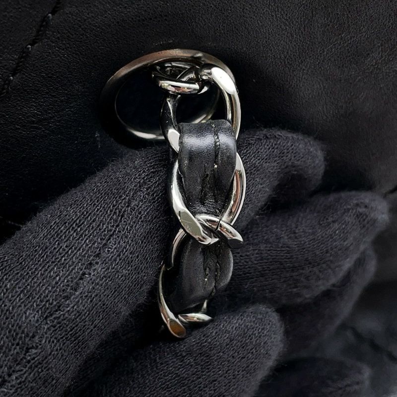 シャネル チェーンショルダーバッグ ワイルドステッチ マトラッセ ココマーク レザー CHANEL バッグ 黒