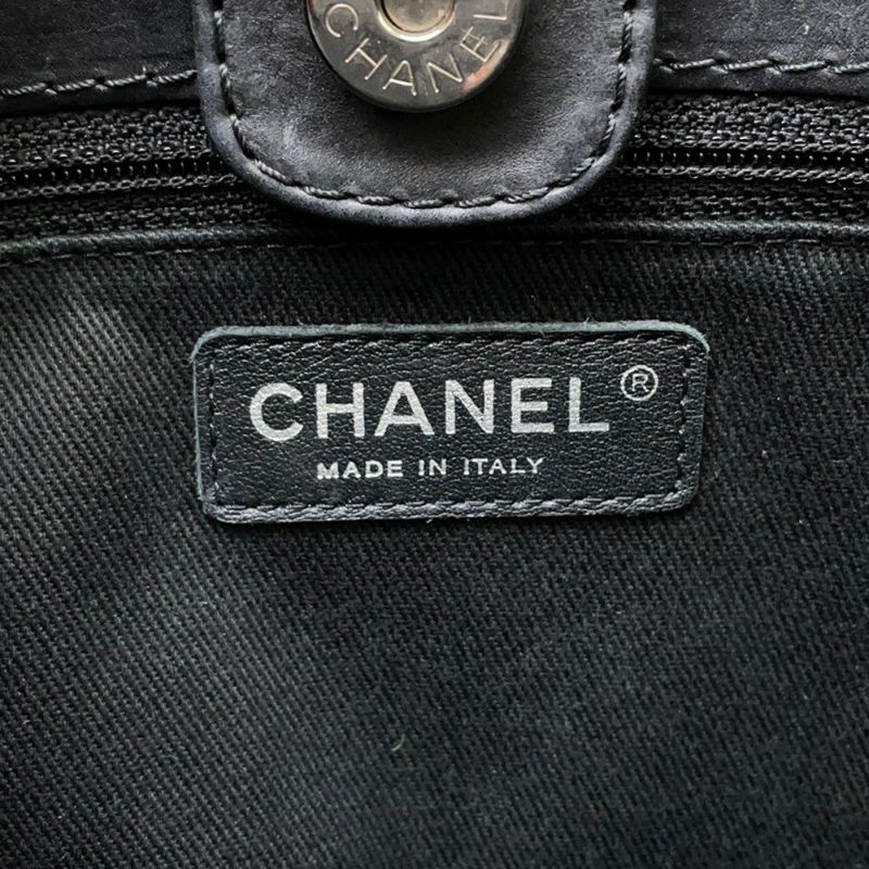 シャネル チェーンショルダーバッグ ワイルドステッチ マトラッセ ココマーク レザー CHANEL バッグ 黒