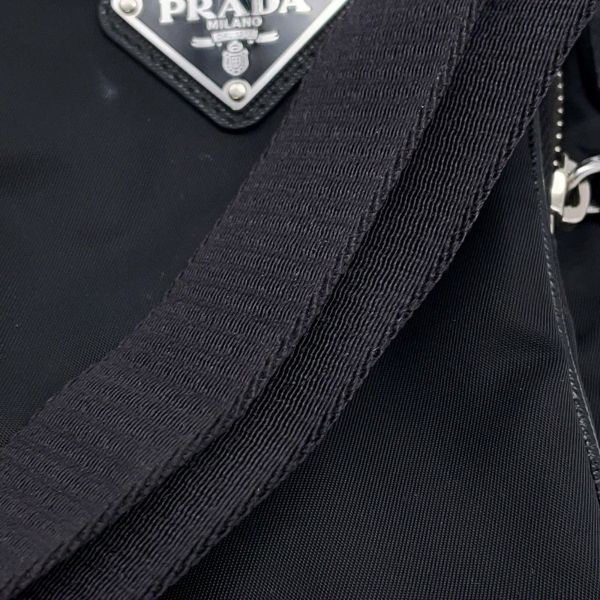 プラダ ショルダーバッグ Re-Nylon スマートフォンケース ナイロン 2ZH155 PRADA バッグ 黒