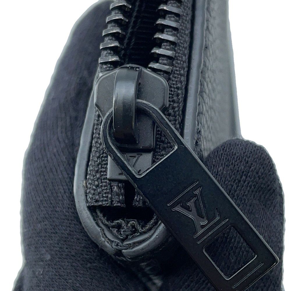 ルイヴィトン クラッチバッグ グレインレザー テイクオフ・ポーチ M69837 LOUIS VUITTON ブラック 黒 メンズ