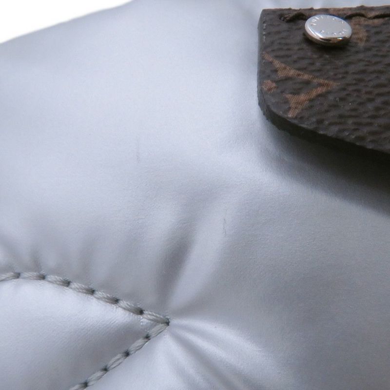 ルイヴィトン ショルダーバッグ モノグラム/リサイクルナイロン LVピロー マキシ ミュルティ・ポシェット・アクセソワール M21056