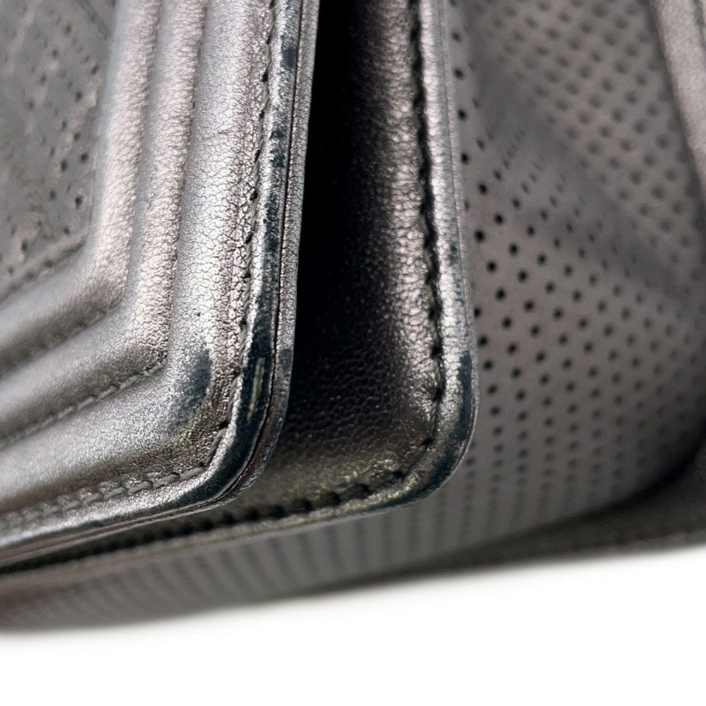 シャネル チェーンショルダーバッグ ボーイシャネル ラムスキン A67086  CHANEL バッグ シルバー