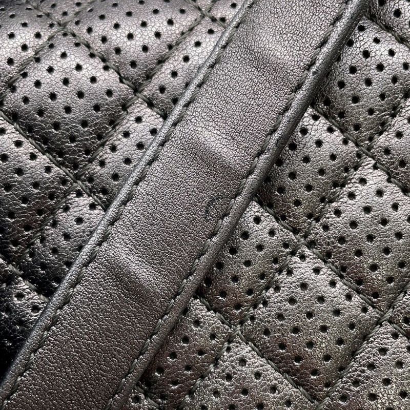 シャネル チェーンショルダーバッグ ボーイシャネル ラムスキン A67086  CHANEL バッグ シルバー