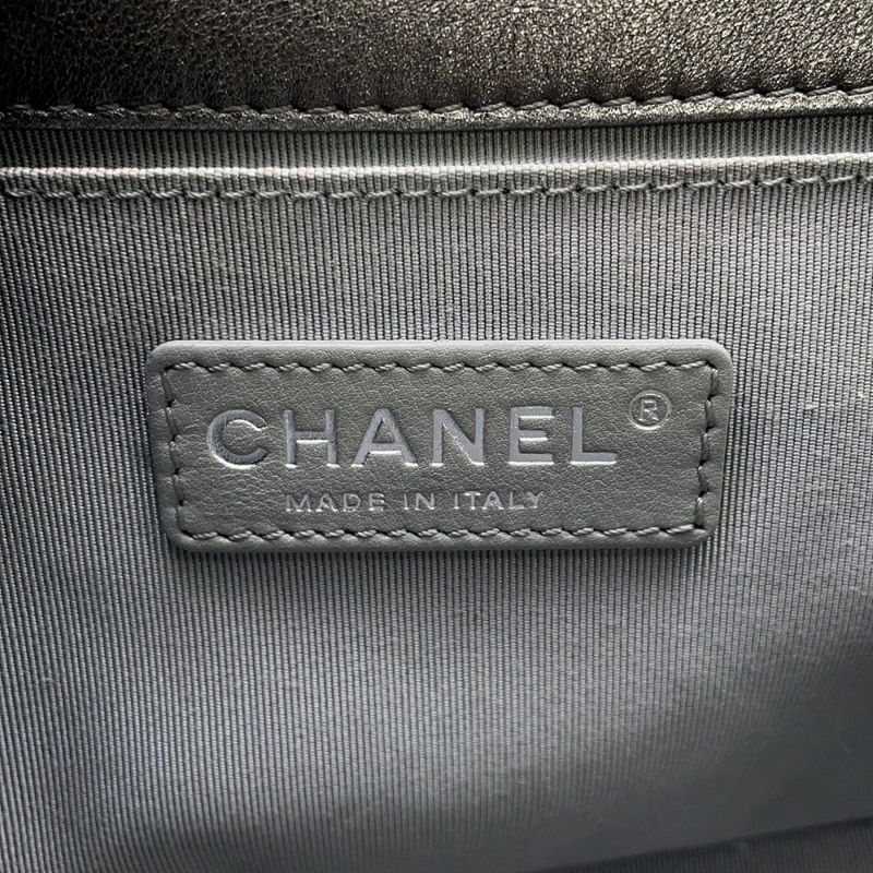 シャネル チェーンショルダーバッグ ボーイシャネル ラムスキン A67086  CHANEL バッグ シルバー