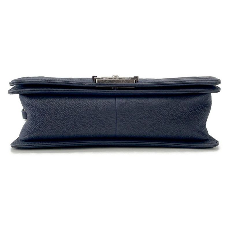 シャネル チェーンショルダーバッグ ボーイシャネル キャビアスキン A67086 CHANEL バッグ